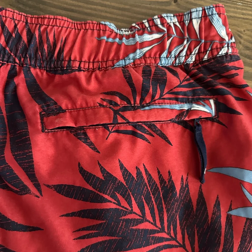 Nautica Men’s XXL Swim Trunks Red Blue Palm Leaf Print Mesh Lined